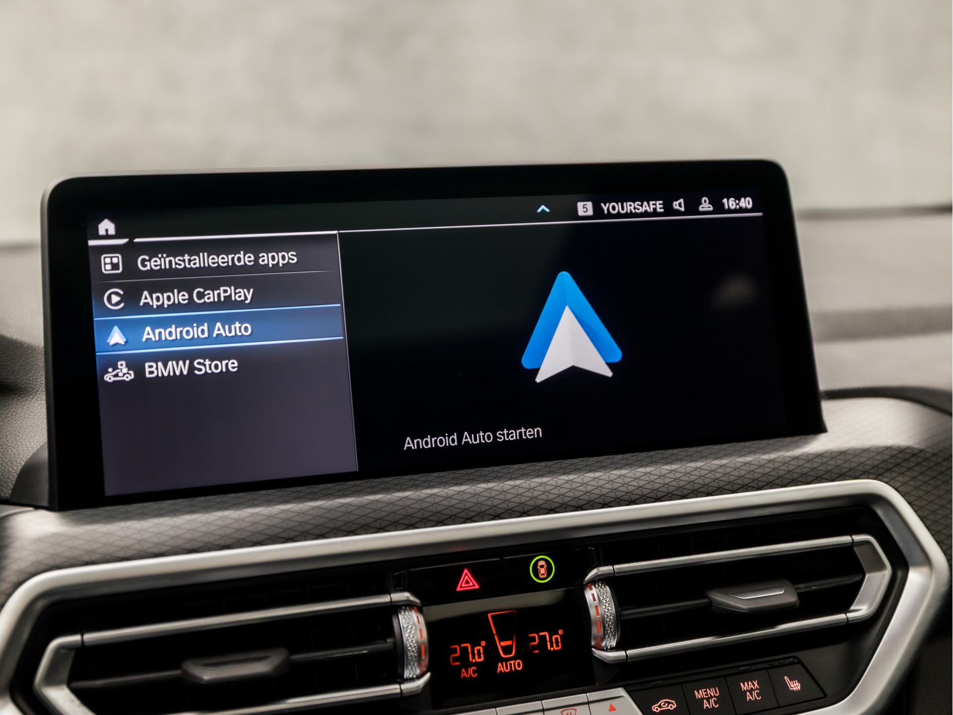 Foto van BMW X3 Xdrive30e