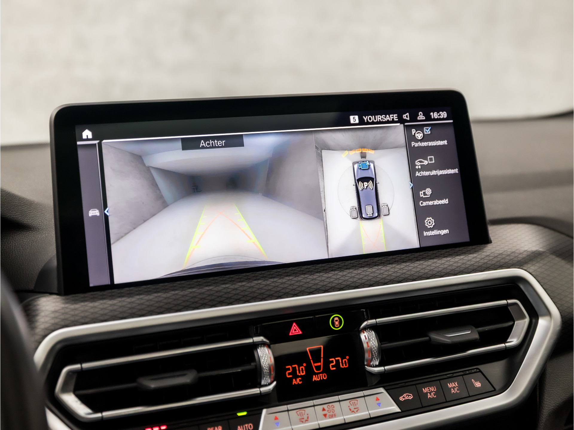 Foto van BMW X3 Xdrive30e