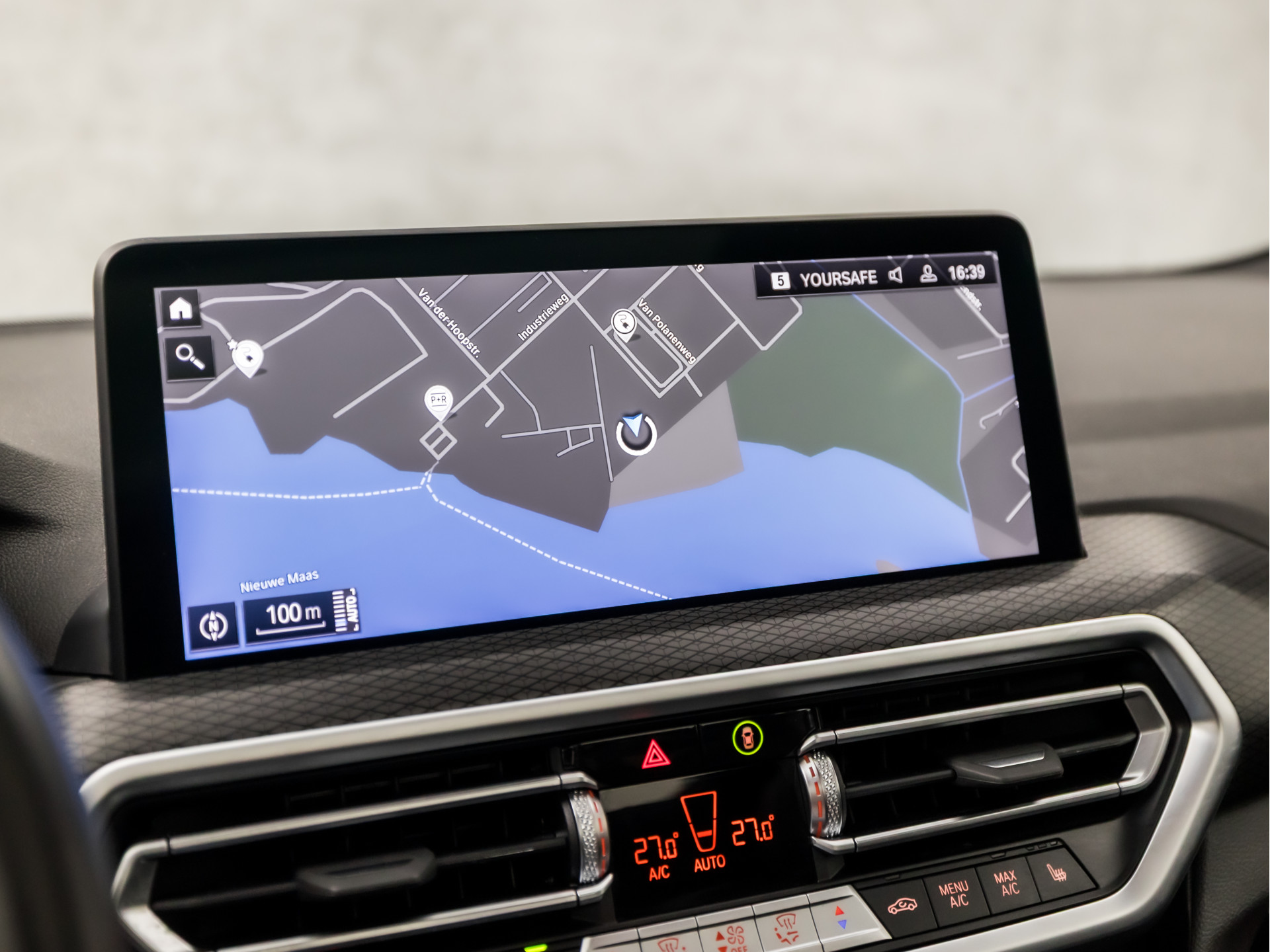 Foto van BMW X3 Xdrive30e