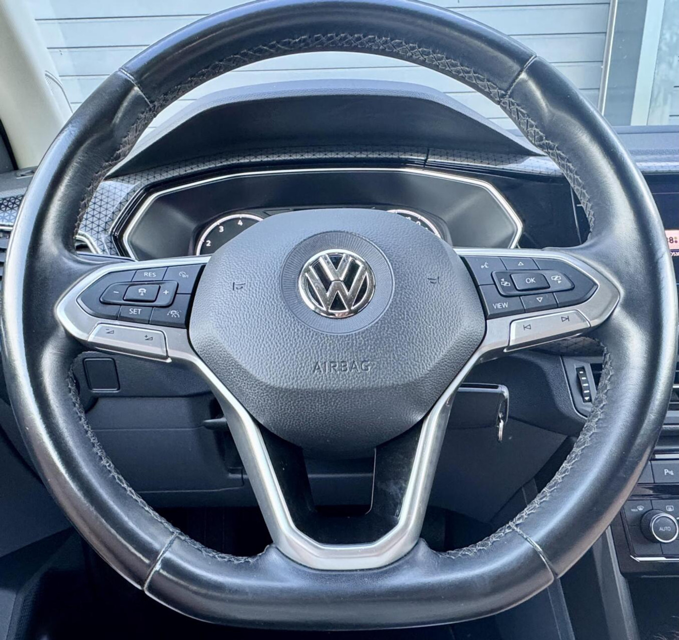 Foto van Volkswagen T-cross