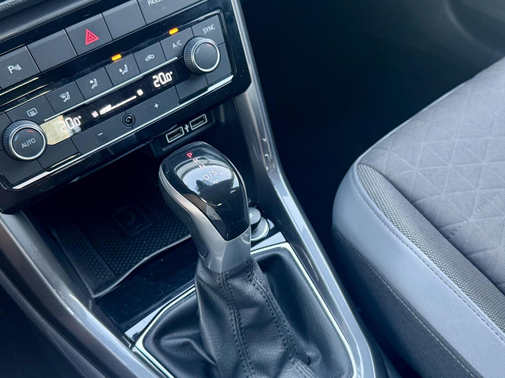 Foto van Volkswagen T-cross