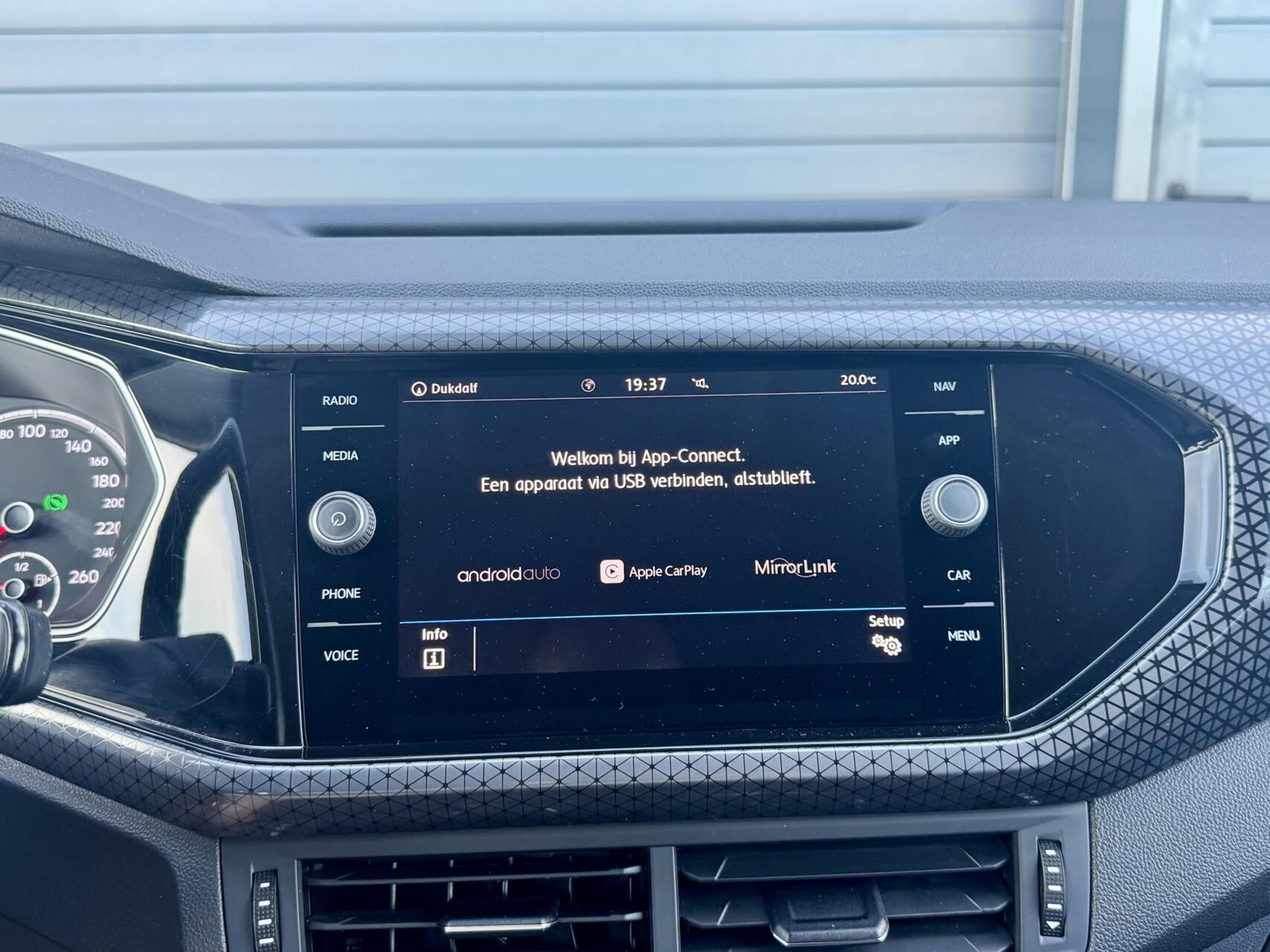Foto van Volkswagen T-cross