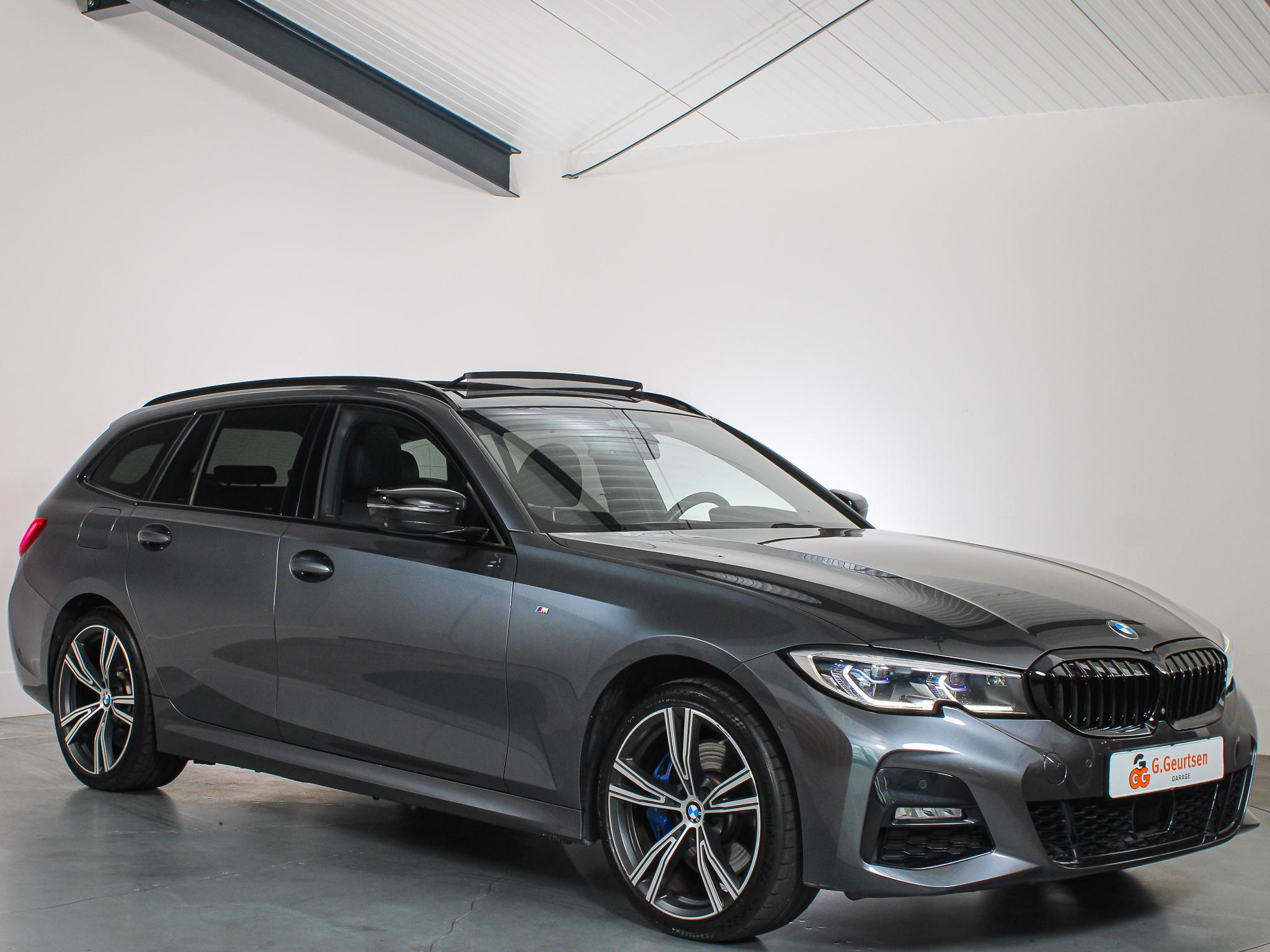 Foto van BMW 330e xDrive