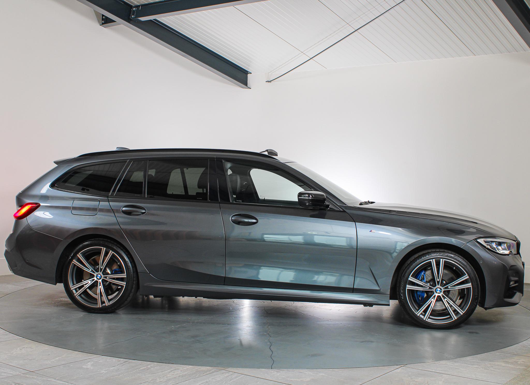 Foto van BMW 330e xDrive