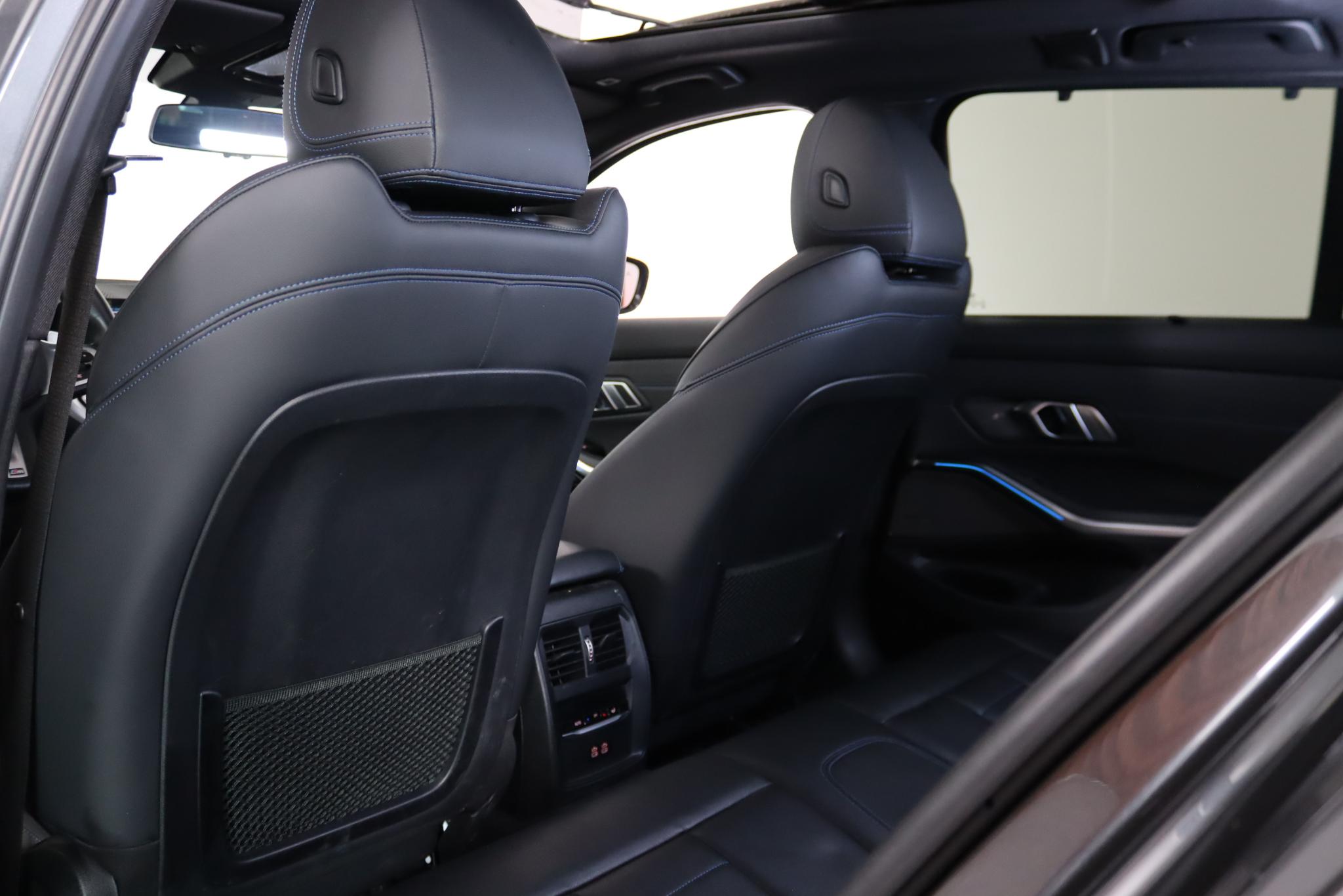 Foto van BMW 330e xDrive