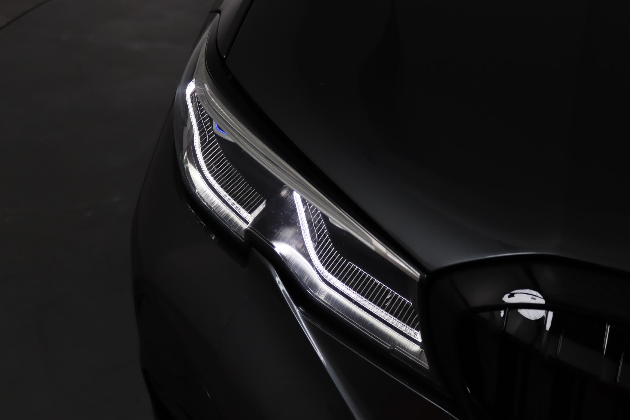 Foto van BMW 330e xDrive