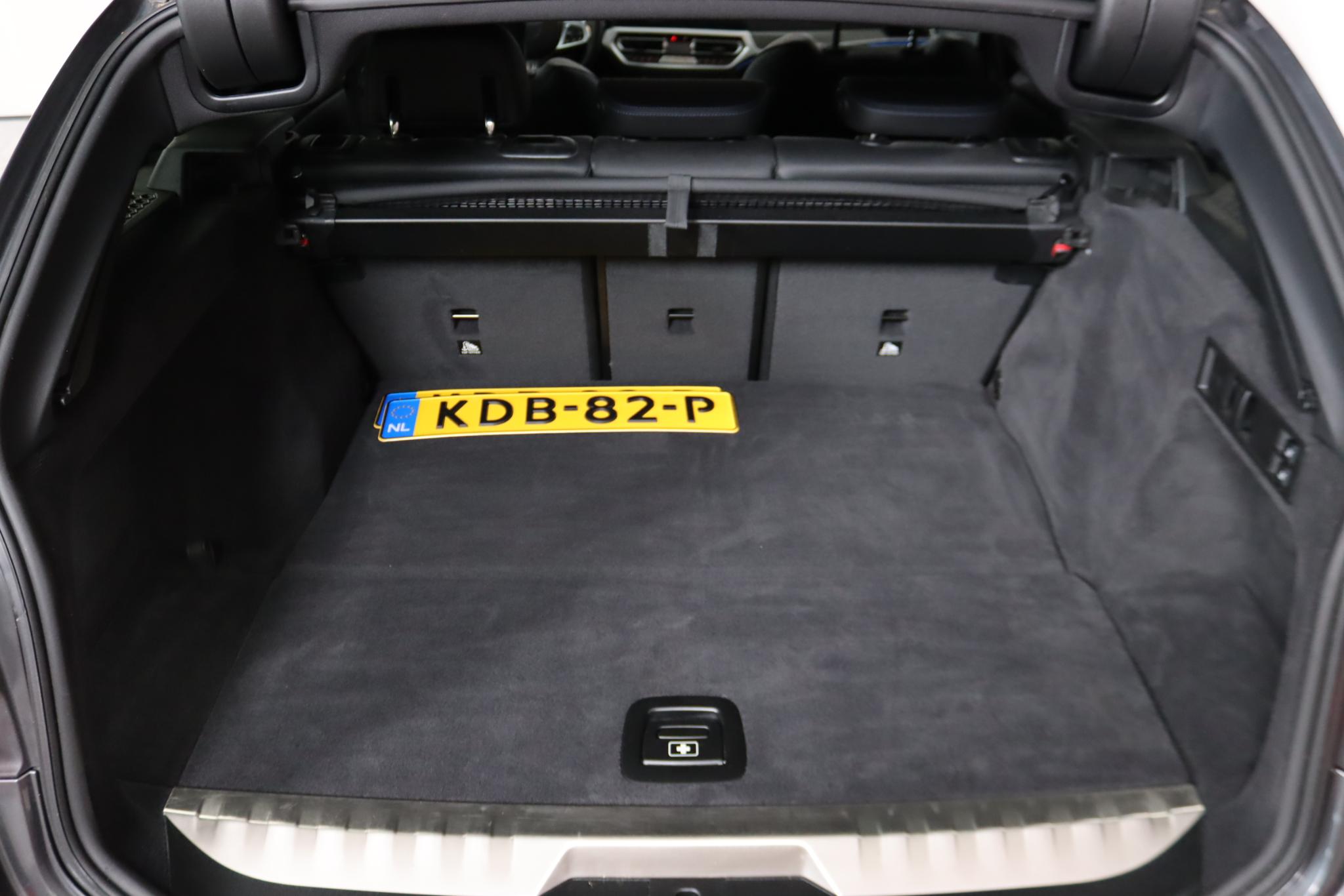 Foto van BMW 330e xDrive