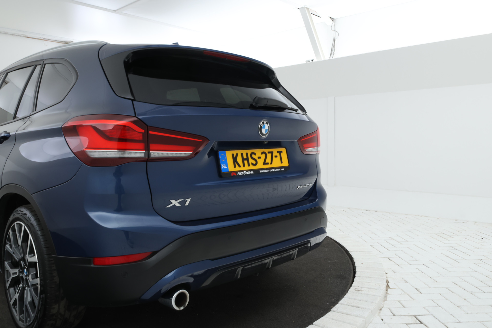 Foto van BMW X1 Xdrive25e