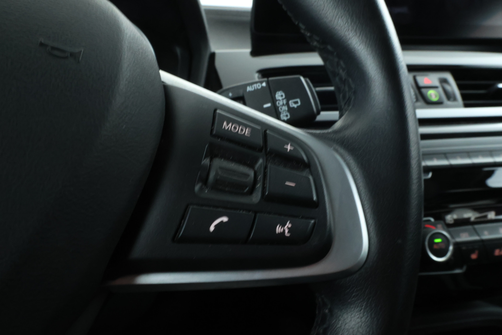 Foto van BMW X1 Xdrive25e