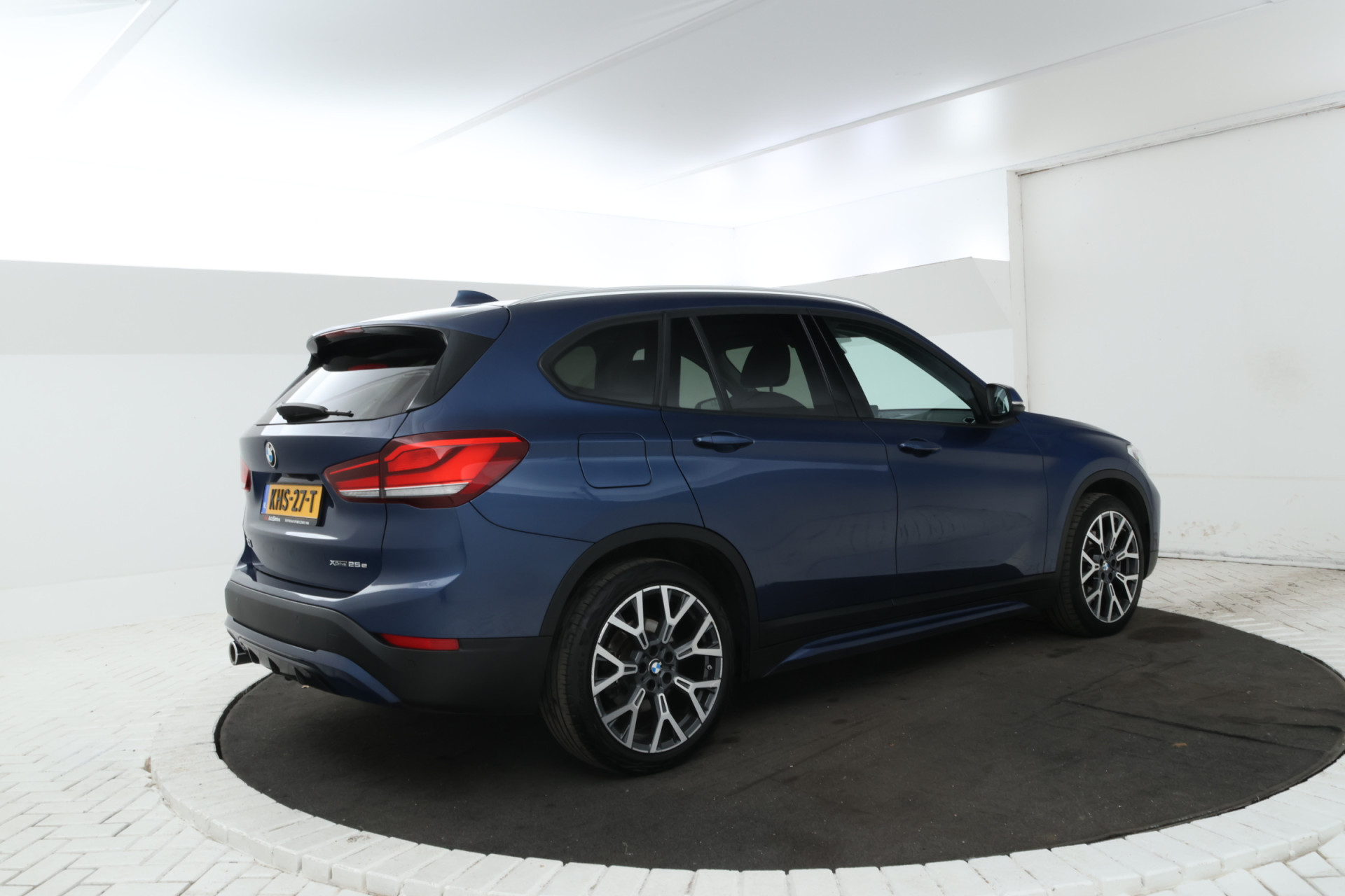 Foto van BMW X1 Xdrive25e