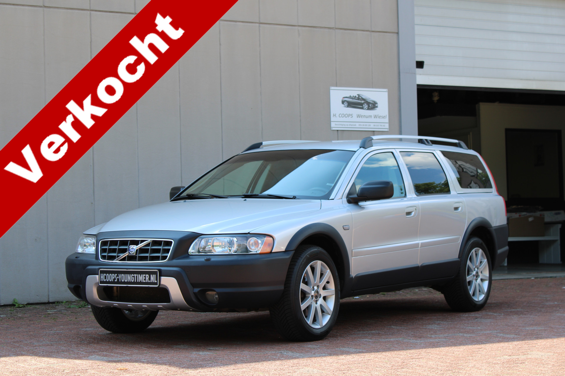 Volvo Xc70 2.5 T AWD 2005 - voorkant
