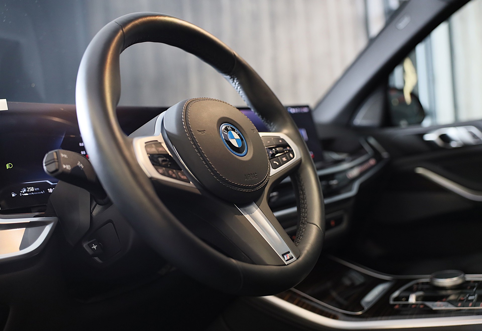Foto van BMW X5 Xdrive50e