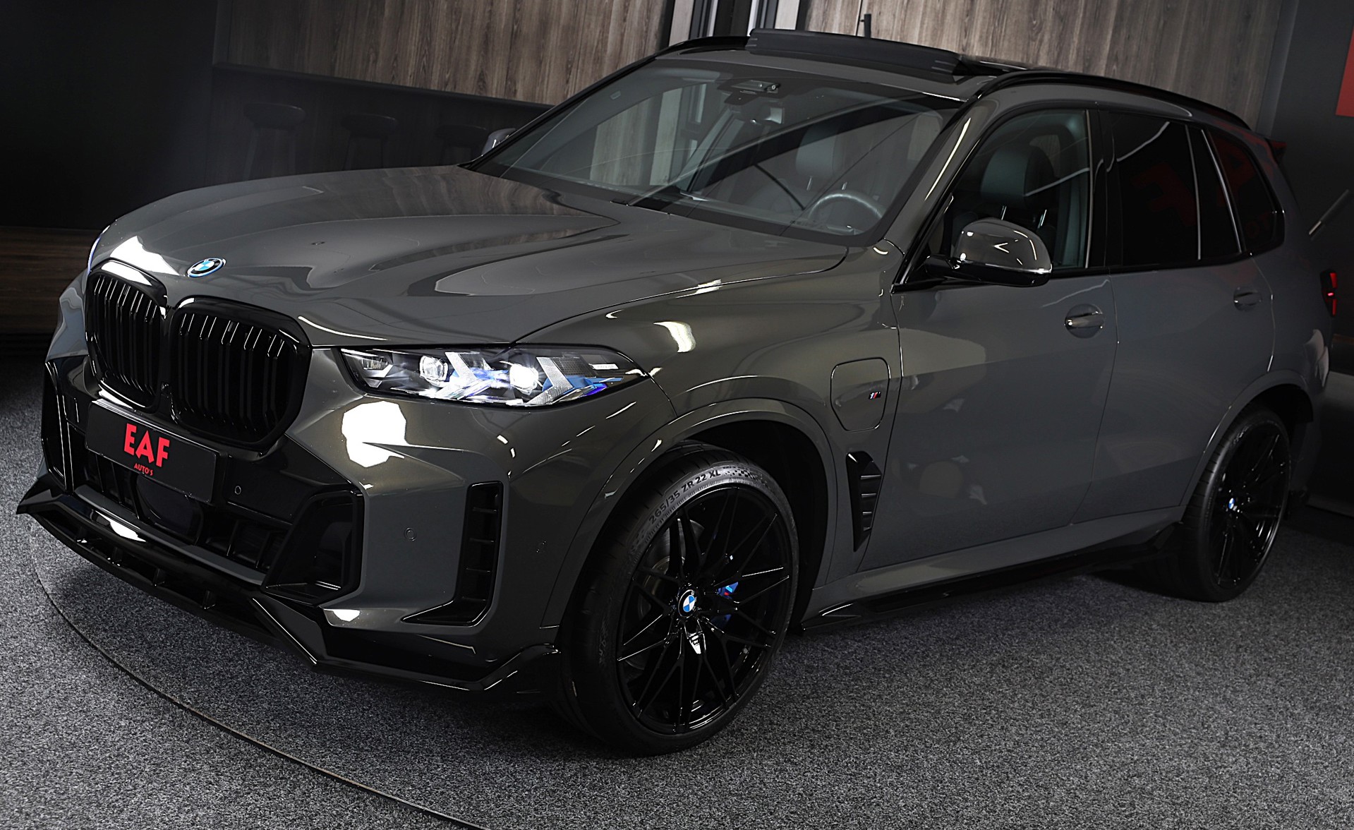 Foto van BMW X5 Xdrive50e
