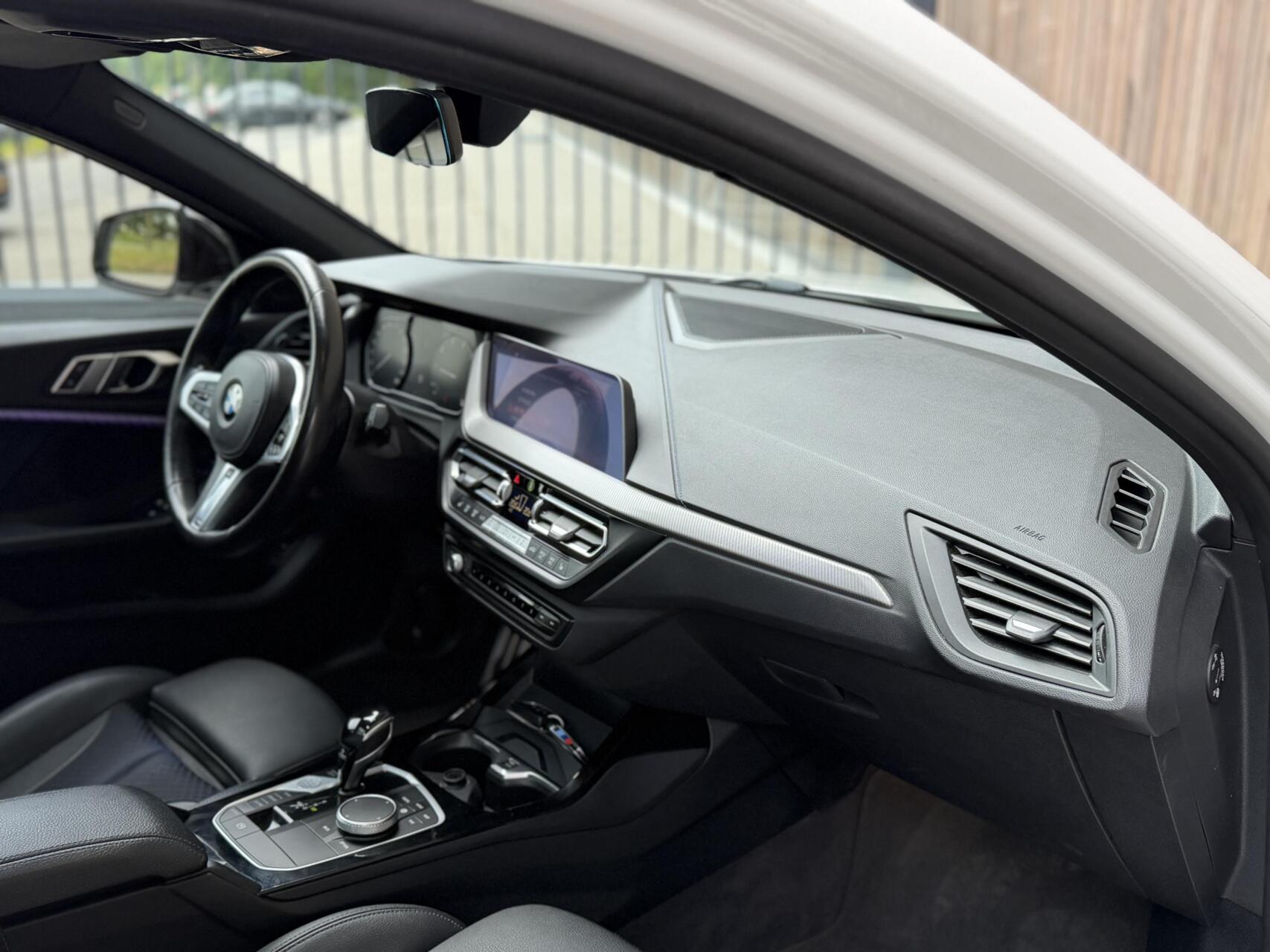 Foto van BMW 118i