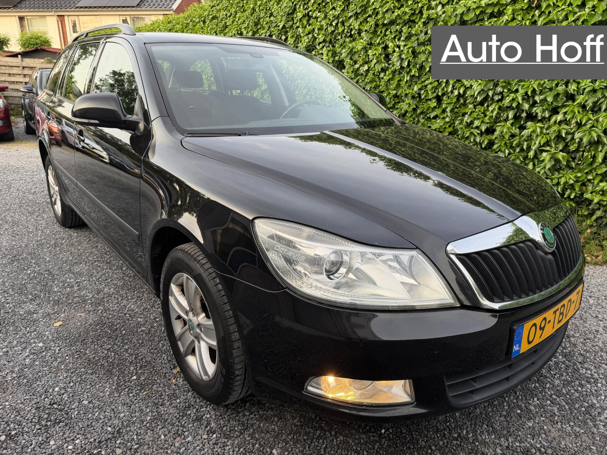 Skoda Octavia 1.2 TSI Ambition Business Line 2012 - voorkant
