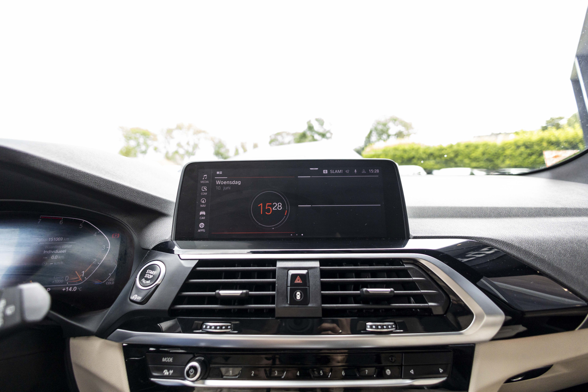 Foto van BMW X3 Xdrive20i