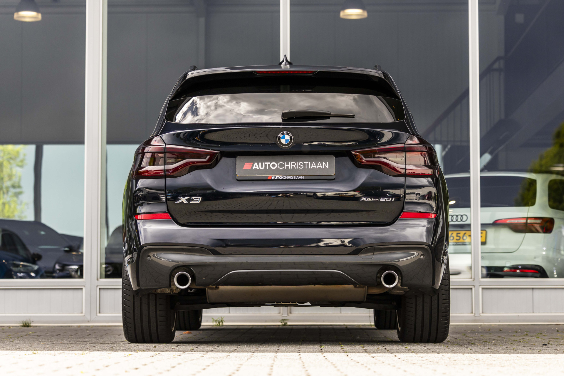 Foto van BMW X3 Xdrive20i