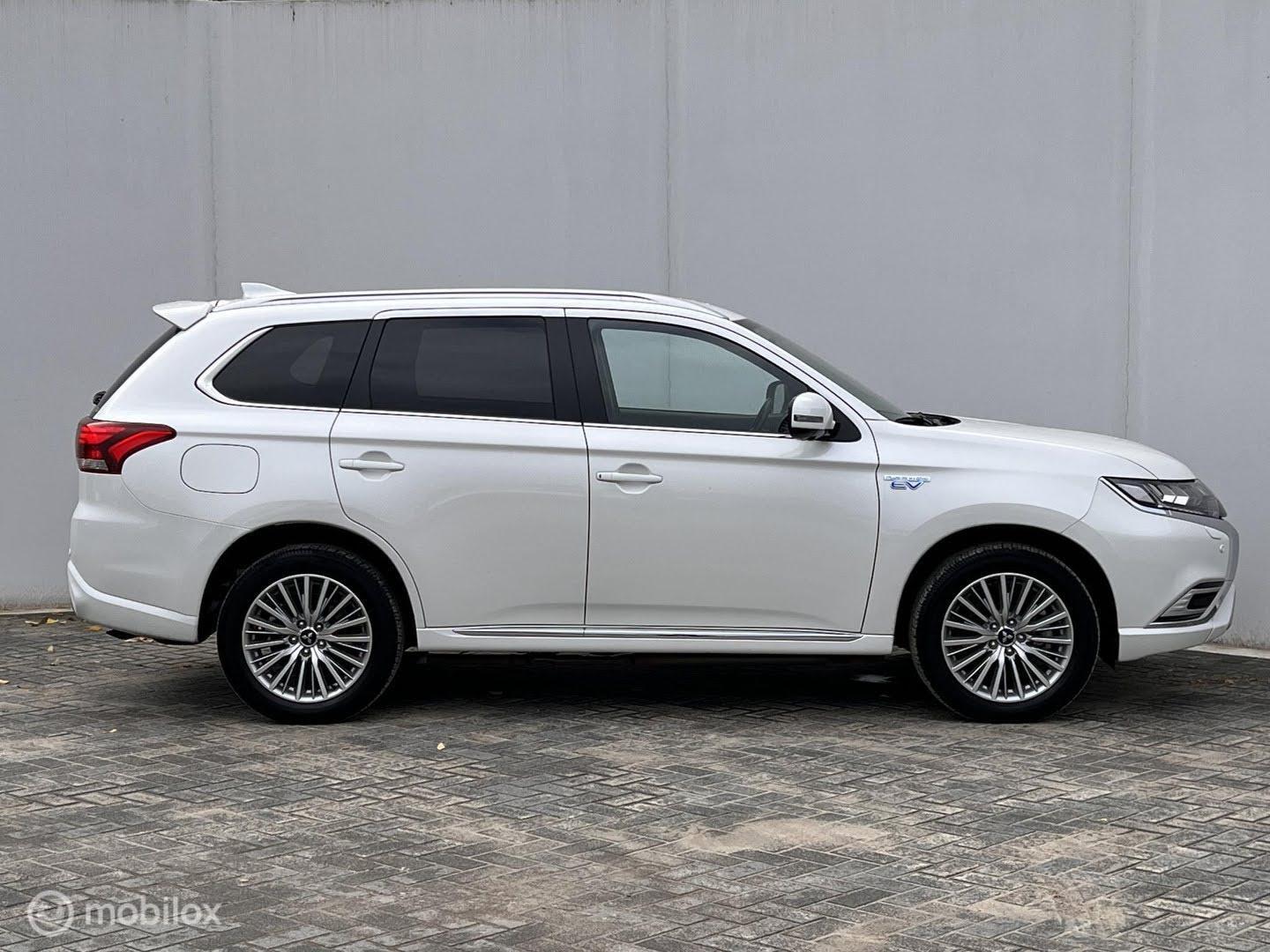 Foto van Mitsubishi Mitsubishi Outlander