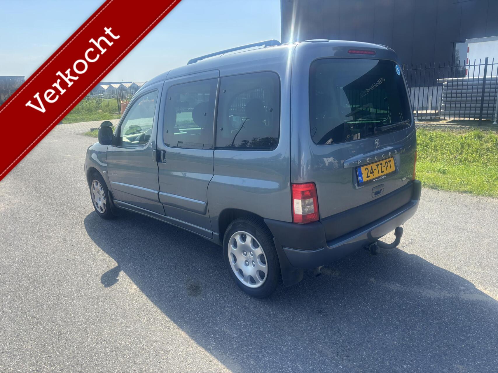 Foto van Peugeot Partner