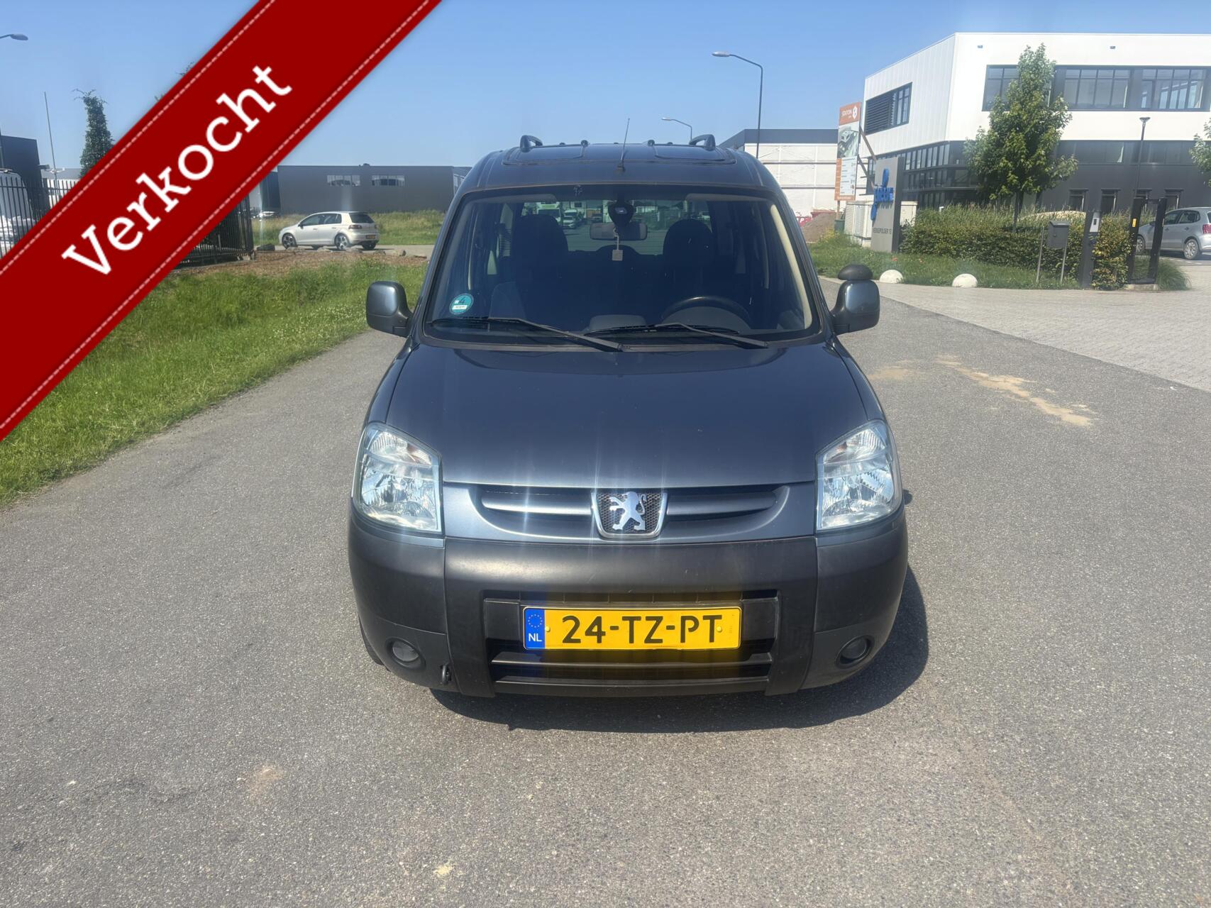 Foto van Peugeot Partner