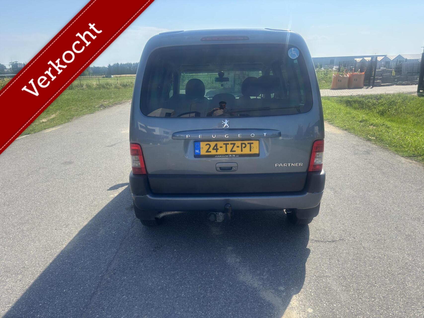 Foto van Peugeot Partner