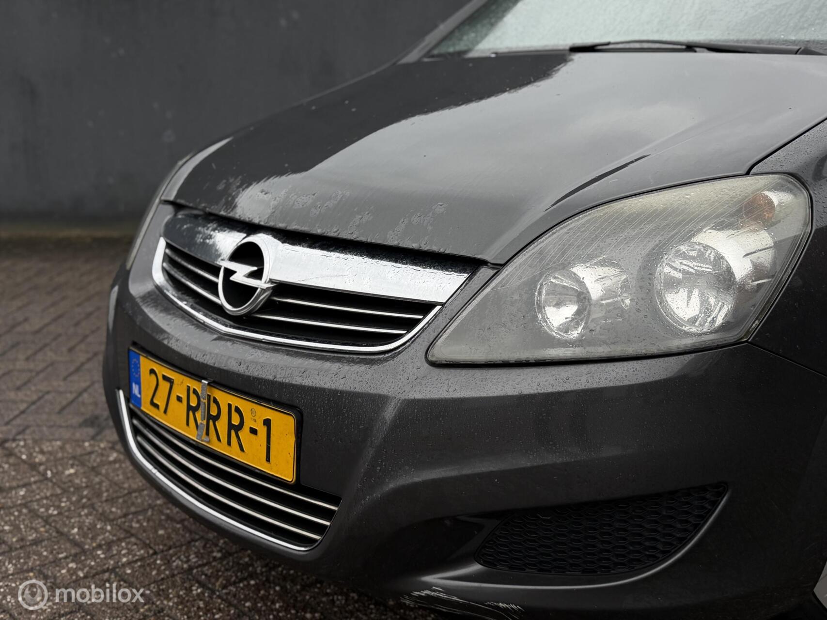 Foto van Opel Zafira