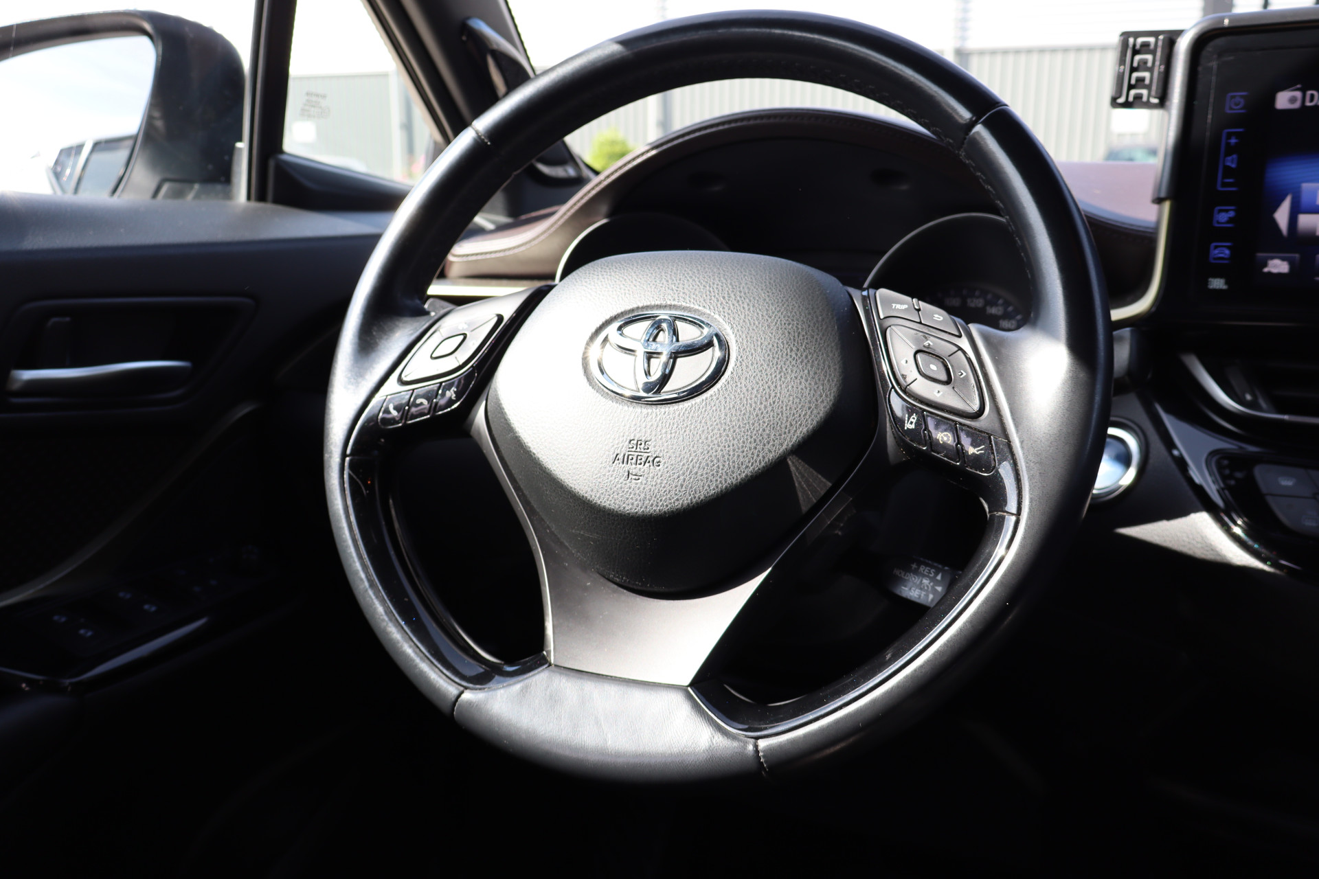 Foto van Toyota Toyota C-hr