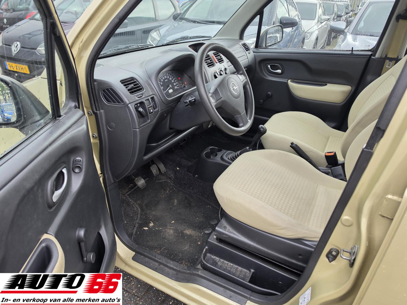 Foto van Opel Agila