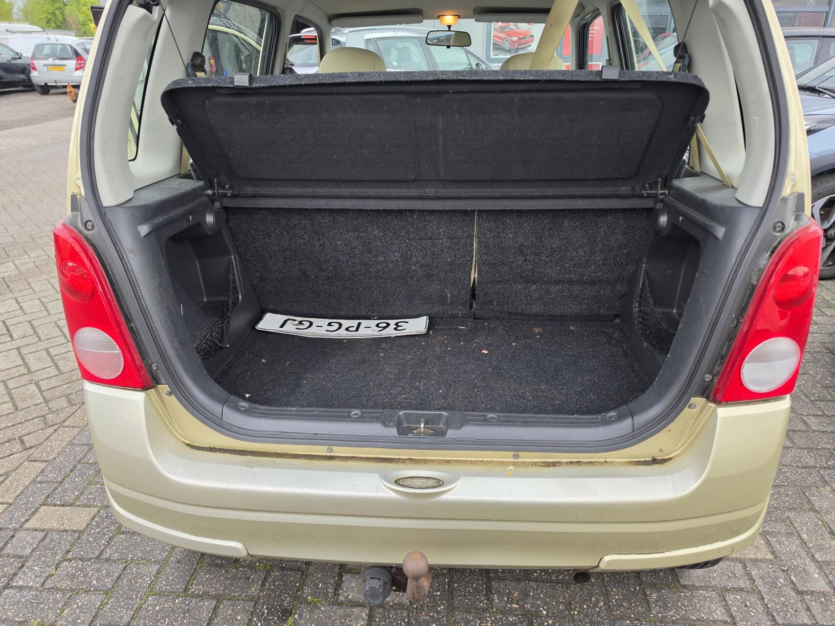 Foto van Opel Agila