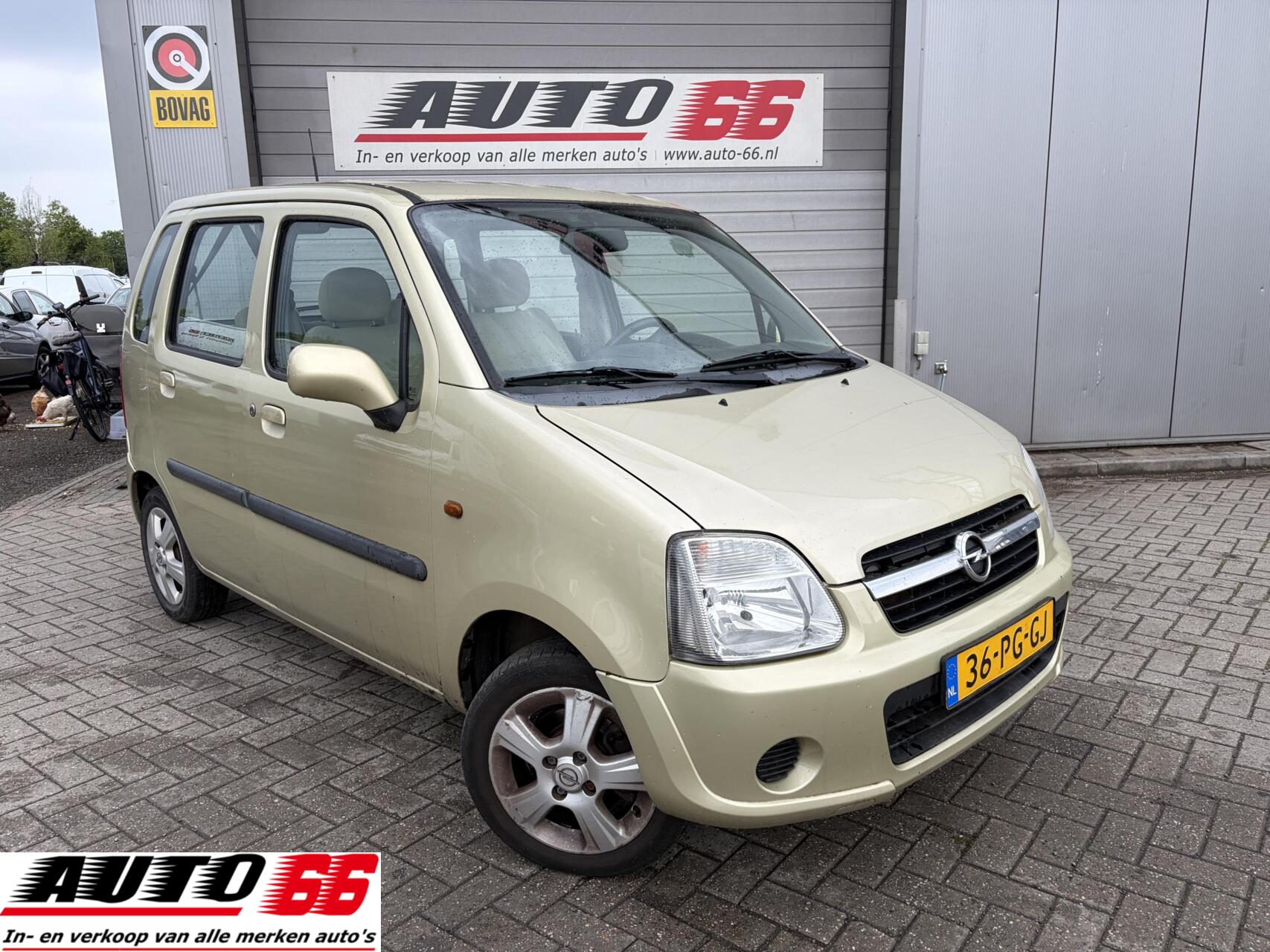 Foto van Opel Agila