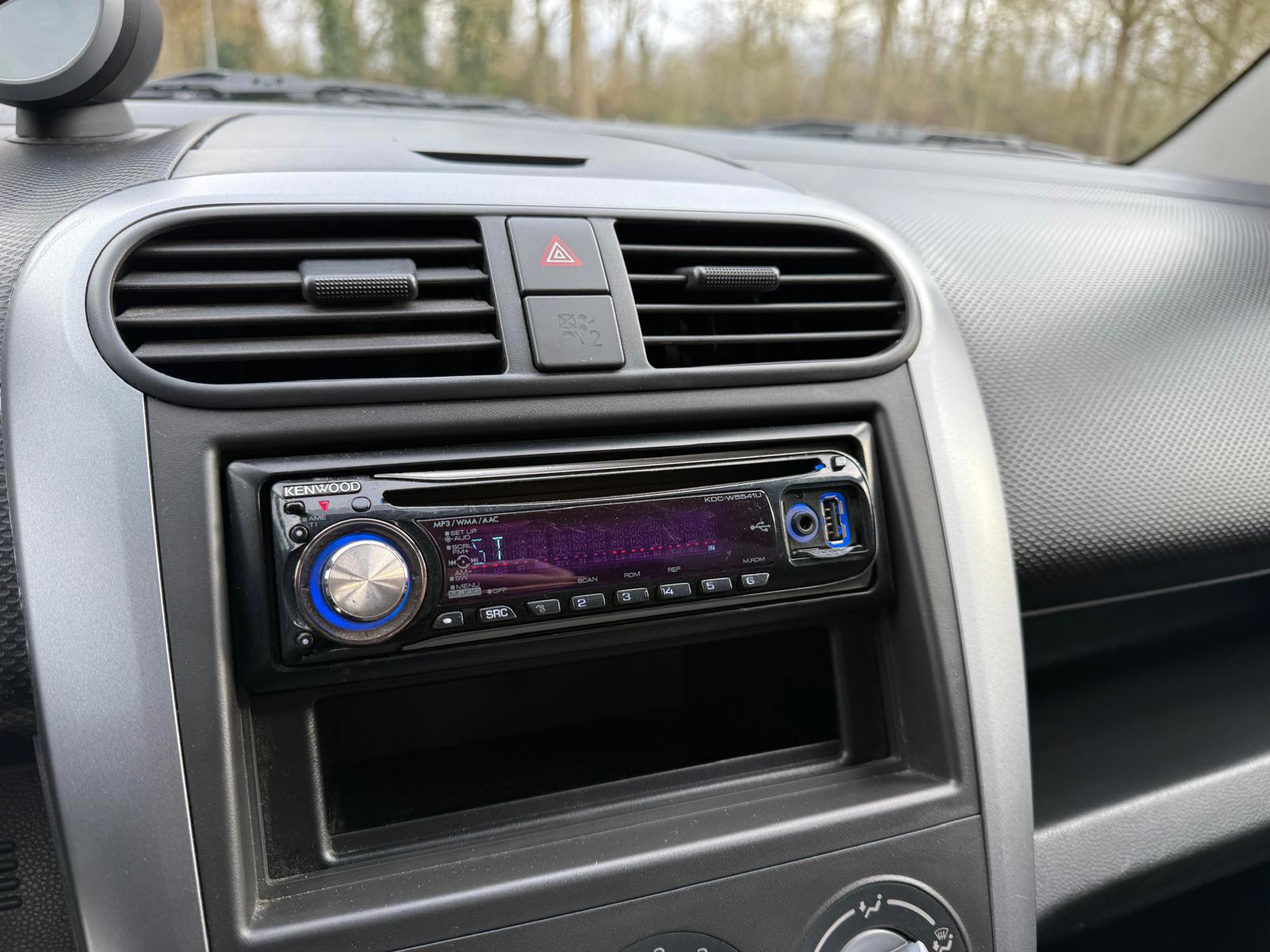 Foto van Suzuki Splash