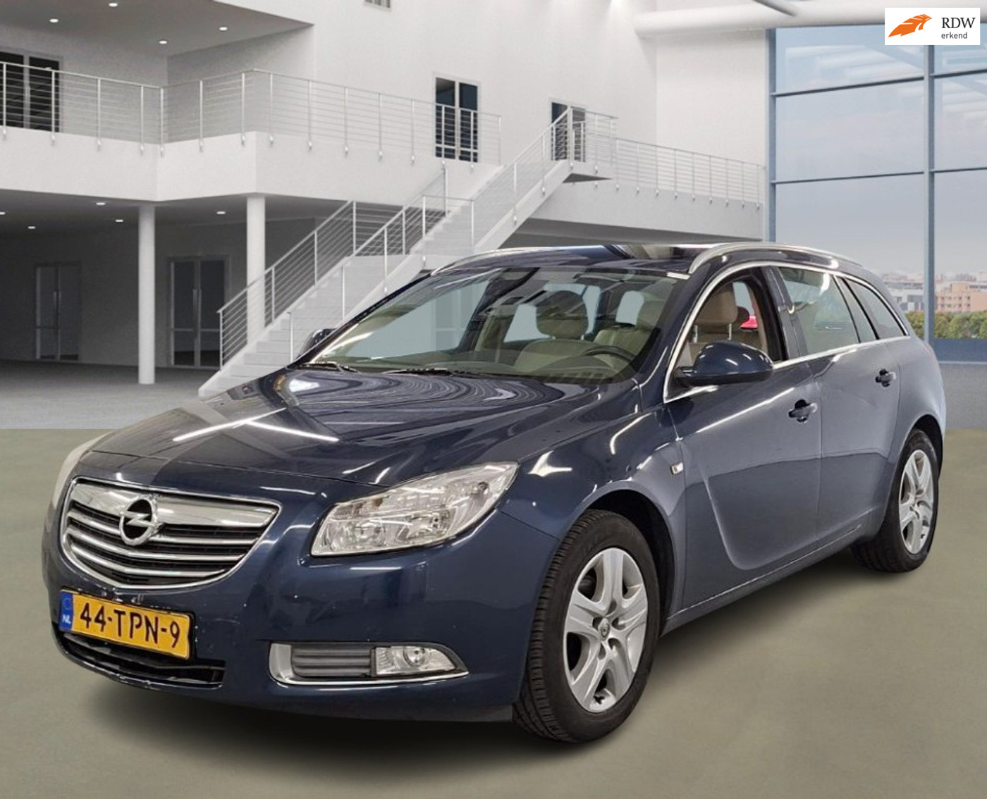 Foto van OPEL INSIGNIA SPORTS TOURER SW