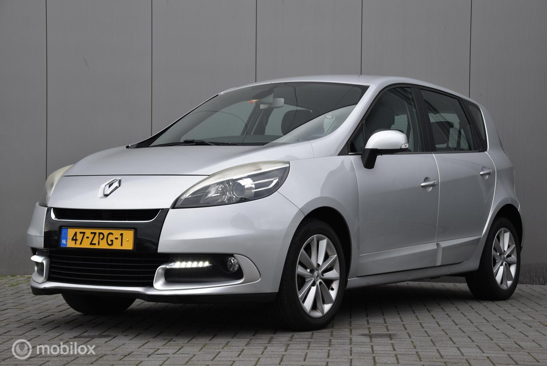 Foto van RENAULT MEGANE SCENIC