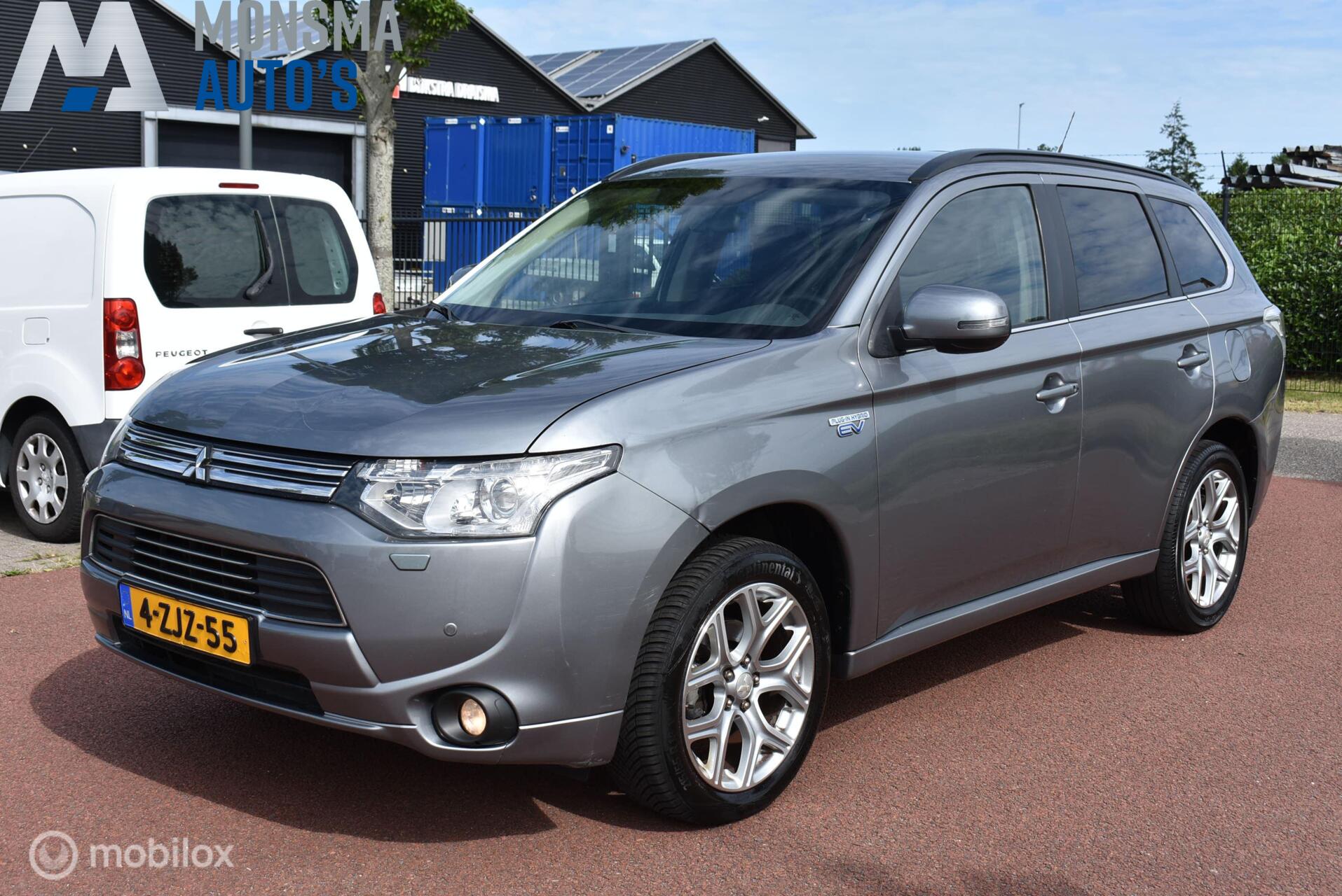 Foto van MITSUBISHI MITSUBISHI OUTLANDER
