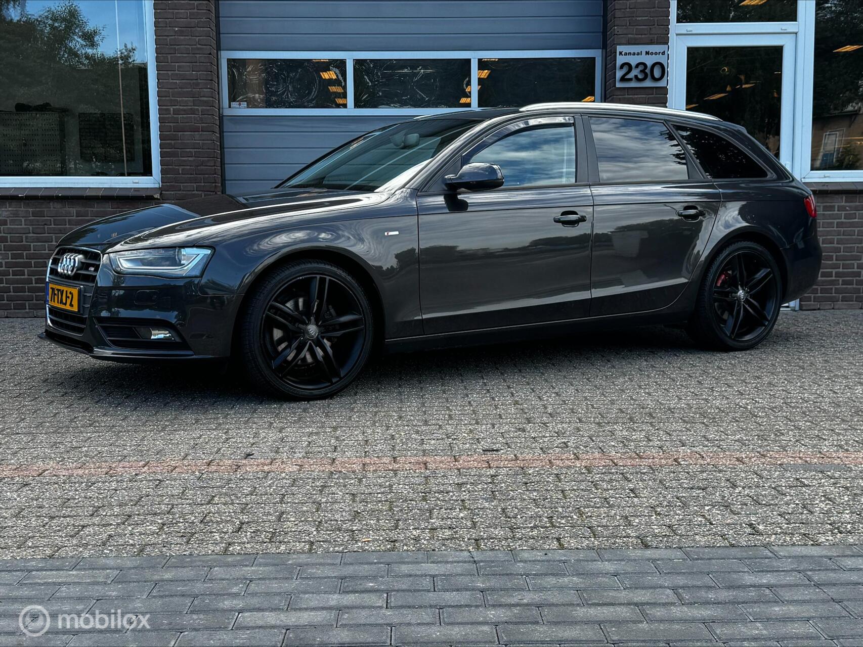 Audi A4 Avant 1.8 TFSI Pro Line S AIRCO/CRUISE/NAVI/STOEL.VW 2012 - voorkant