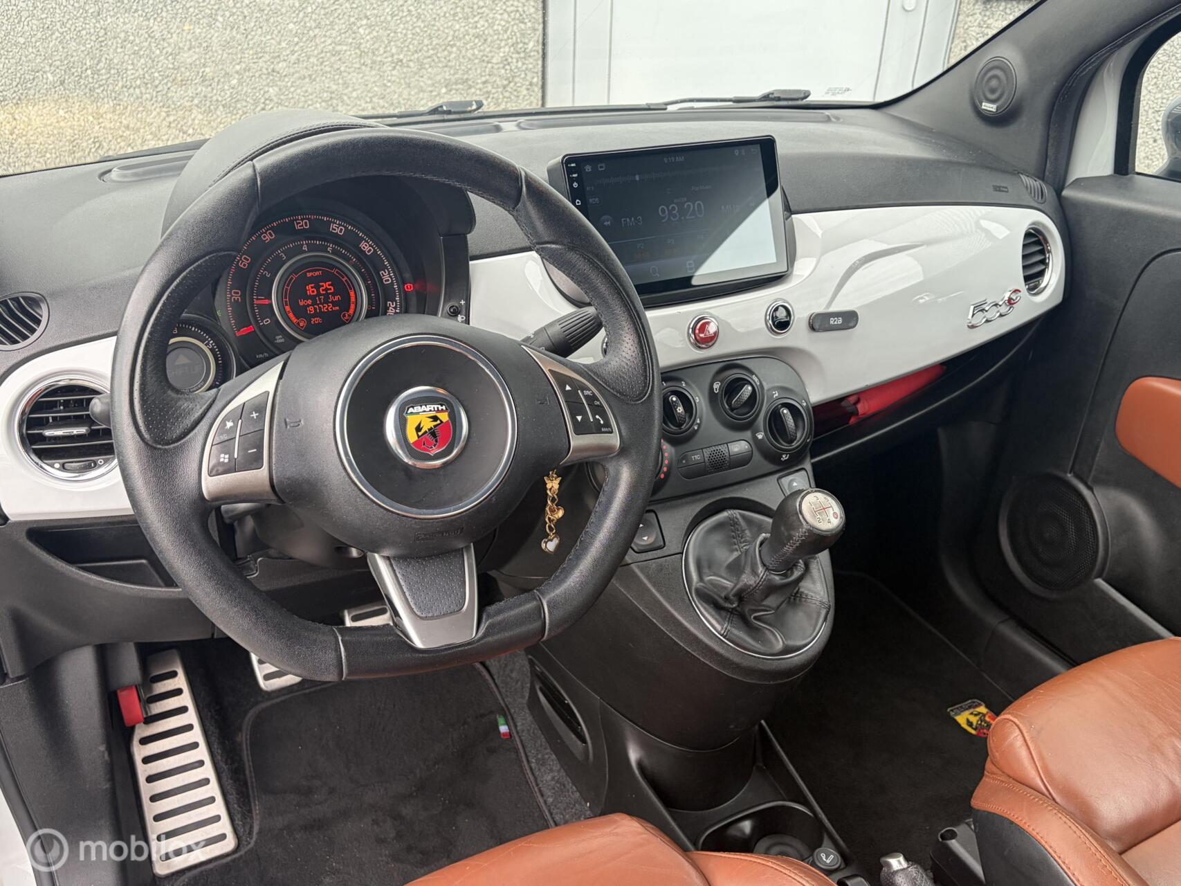 Foto van Fiat 500 Abarth