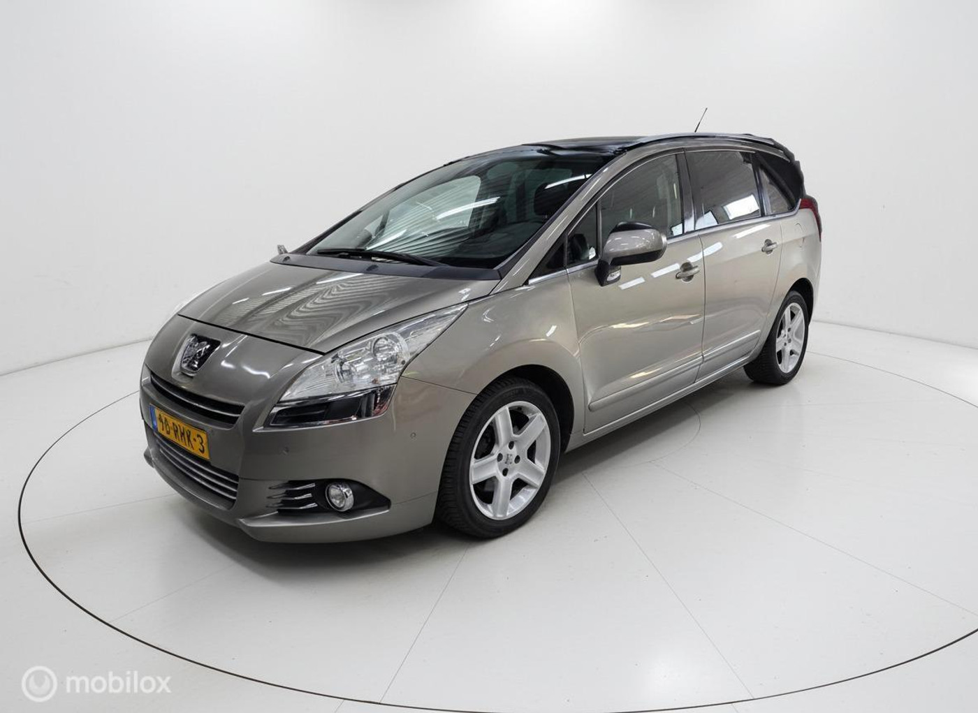Foto van Peugeot 5008