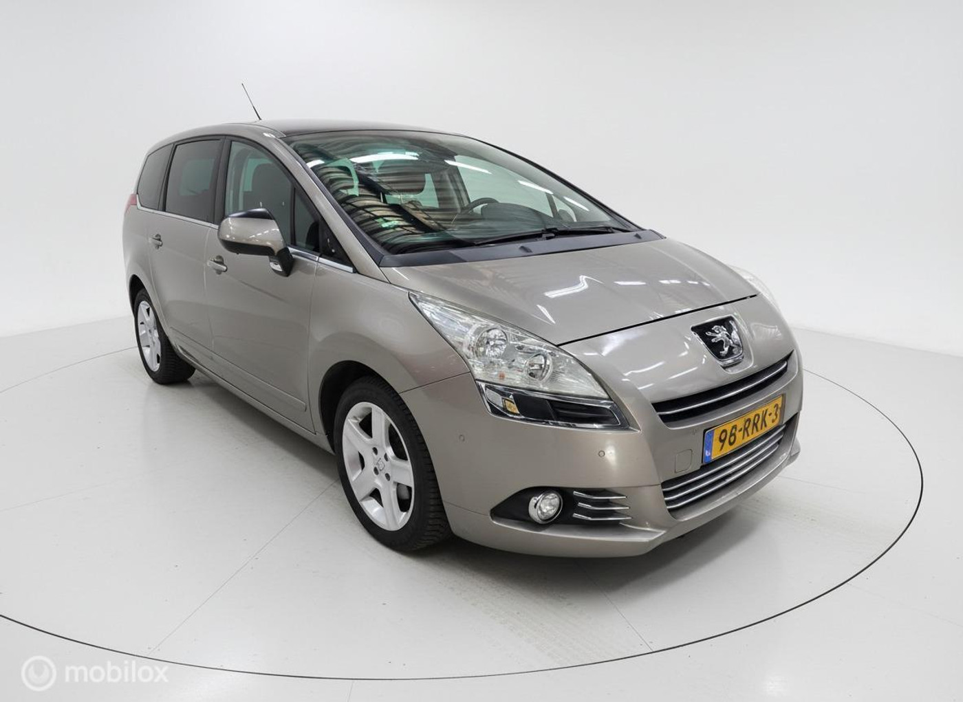 Foto van Peugeot 5008