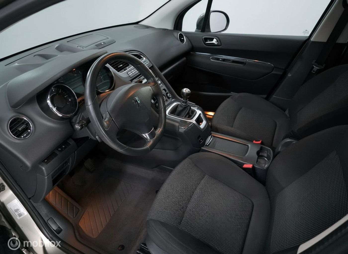 Foto van Peugeot 5008
