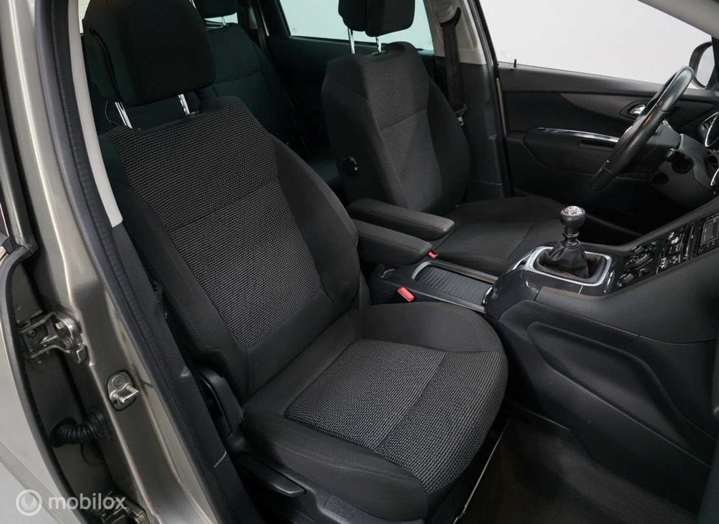 Foto van Peugeot 5008