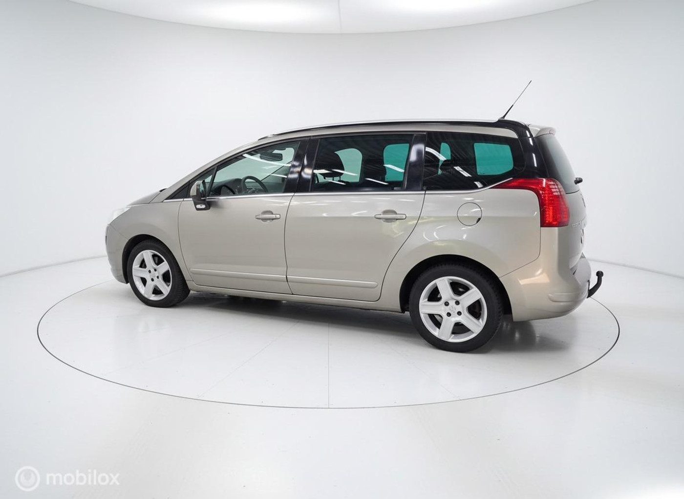 Foto van Peugeot 5008
