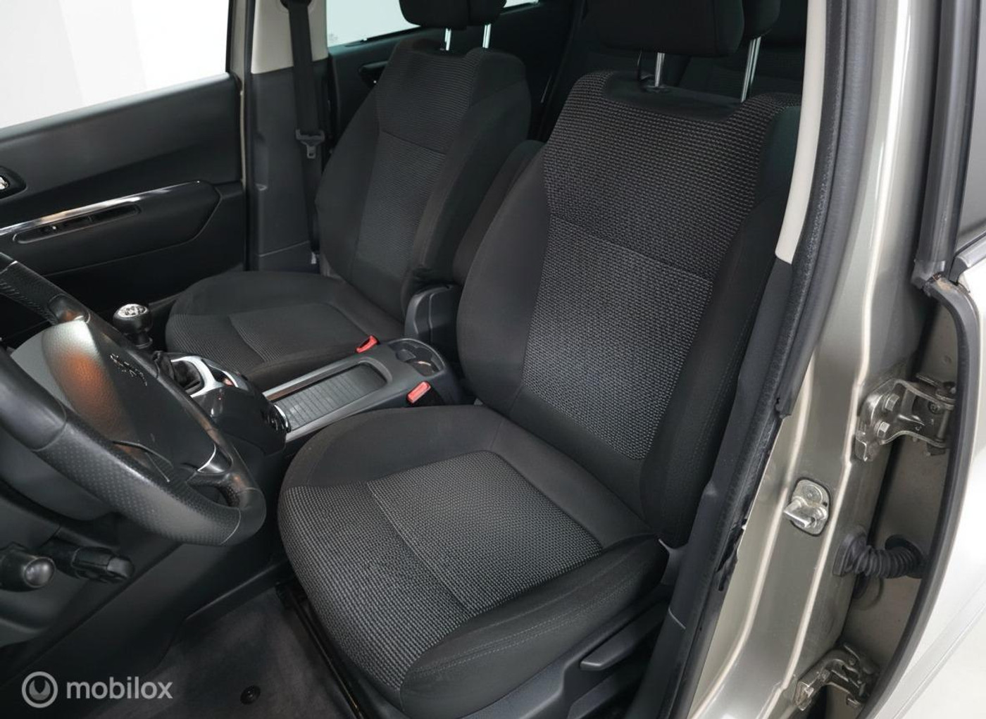 Foto van Peugeot 5008