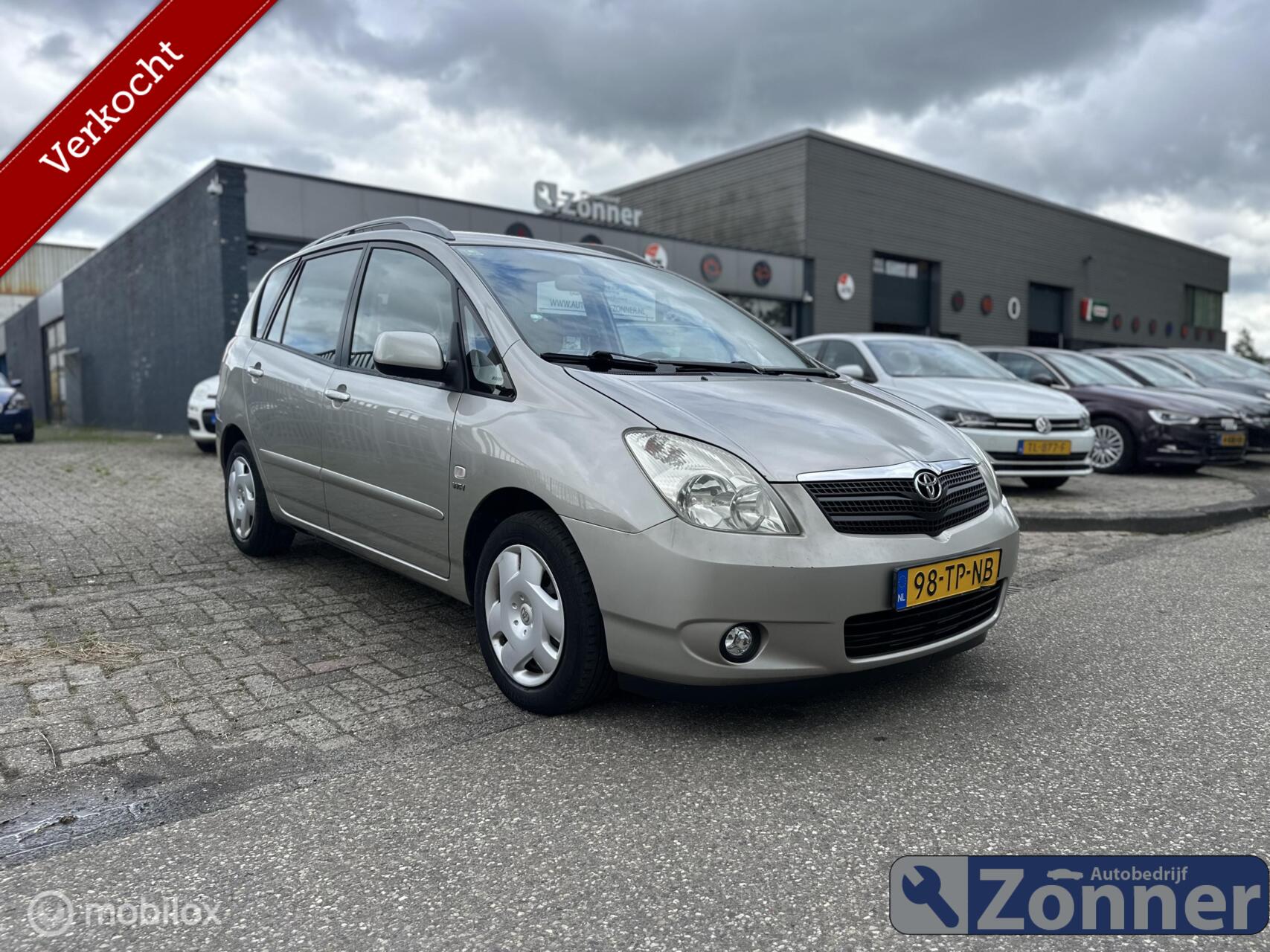 Toyota Corolla Verso 1.6 VVT-i Linea Sol 2004 - voorkant