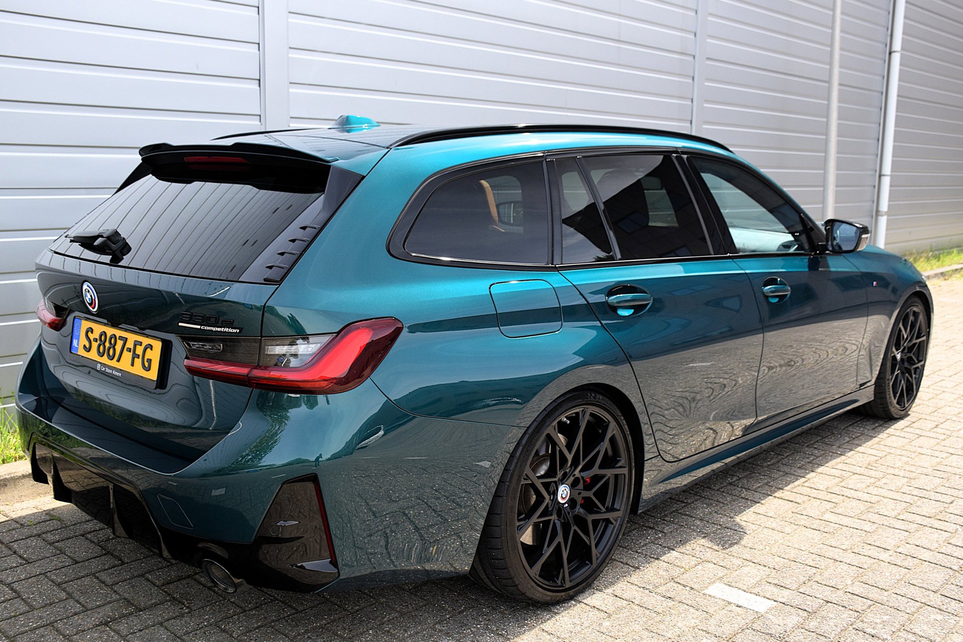 Foto van BMW 330e