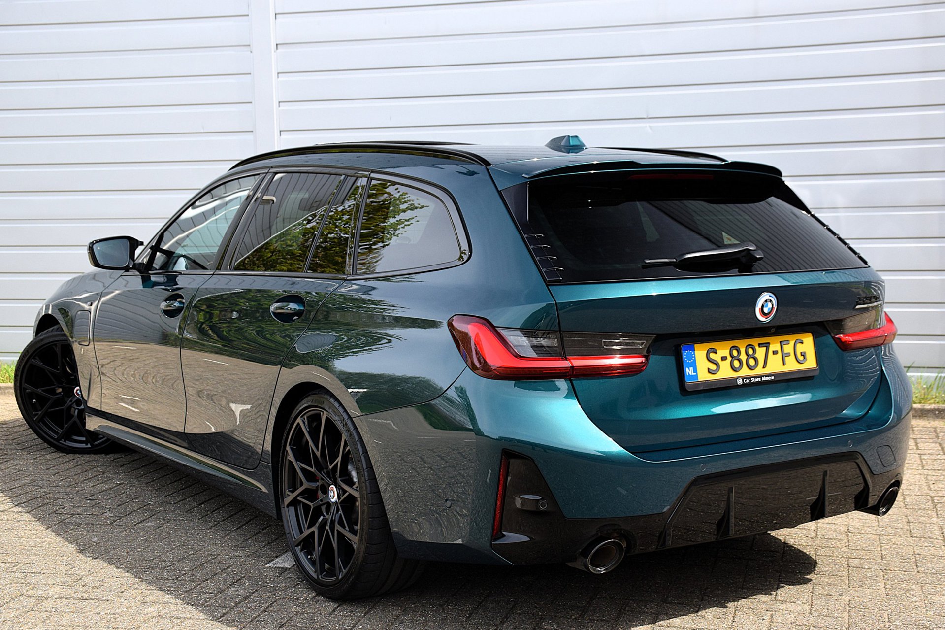 Foto van BMW 330e