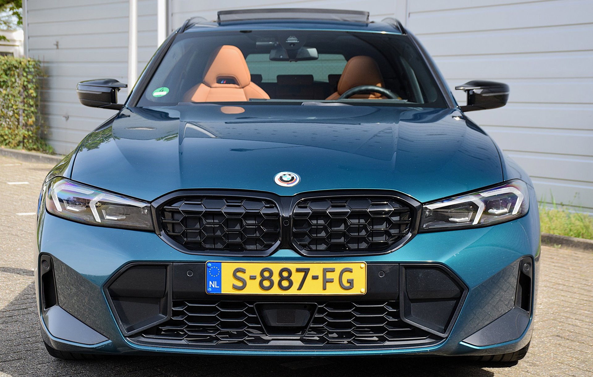 Foto van BMW 330e