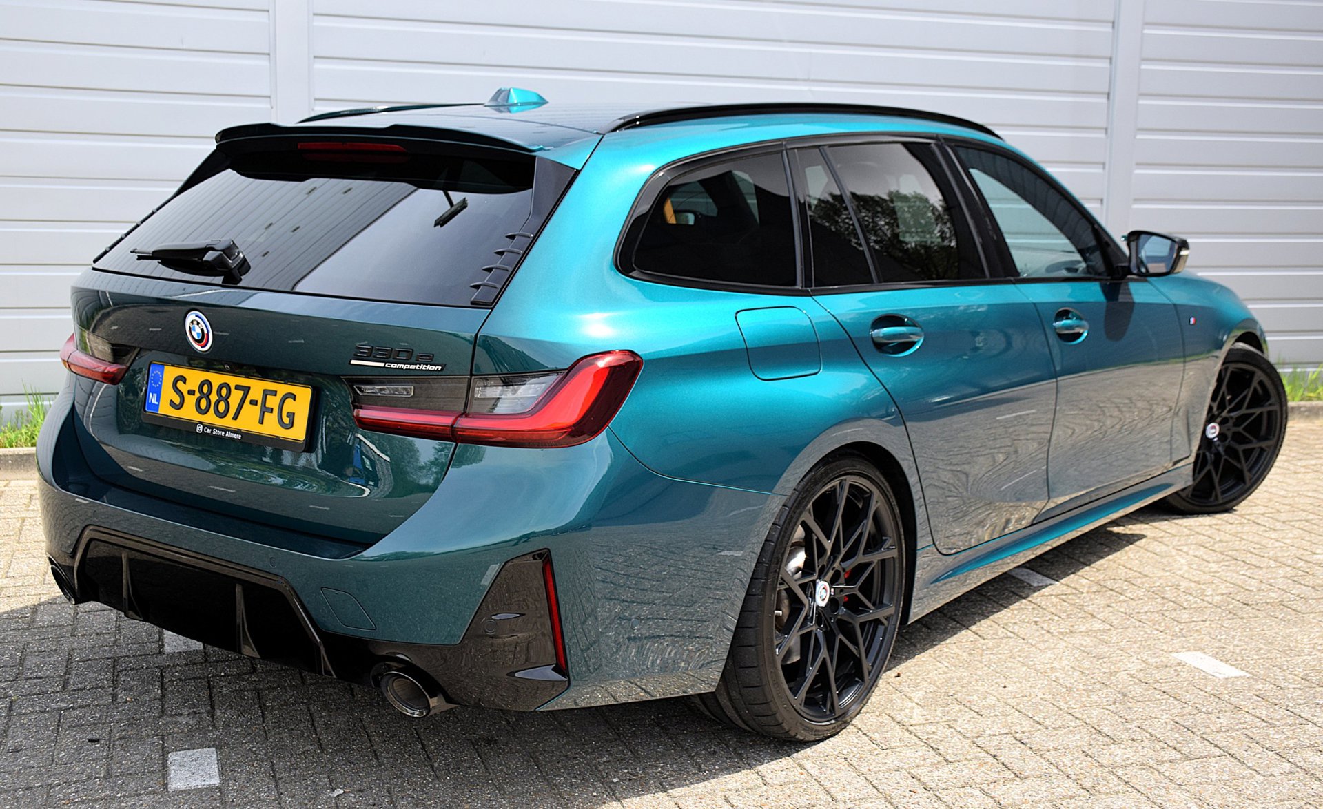 Foto van BMW 330e