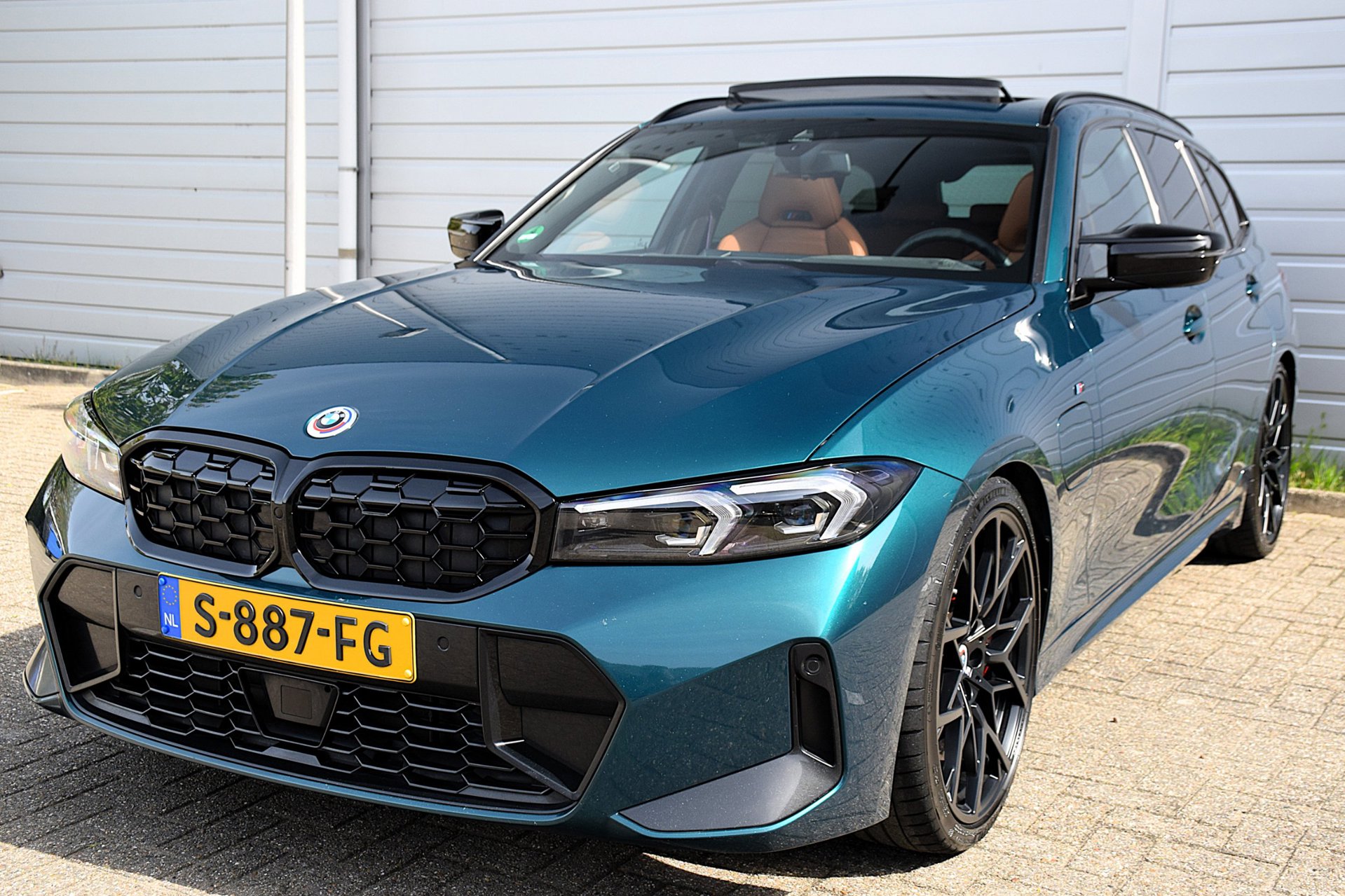 Foto van BMW 330e