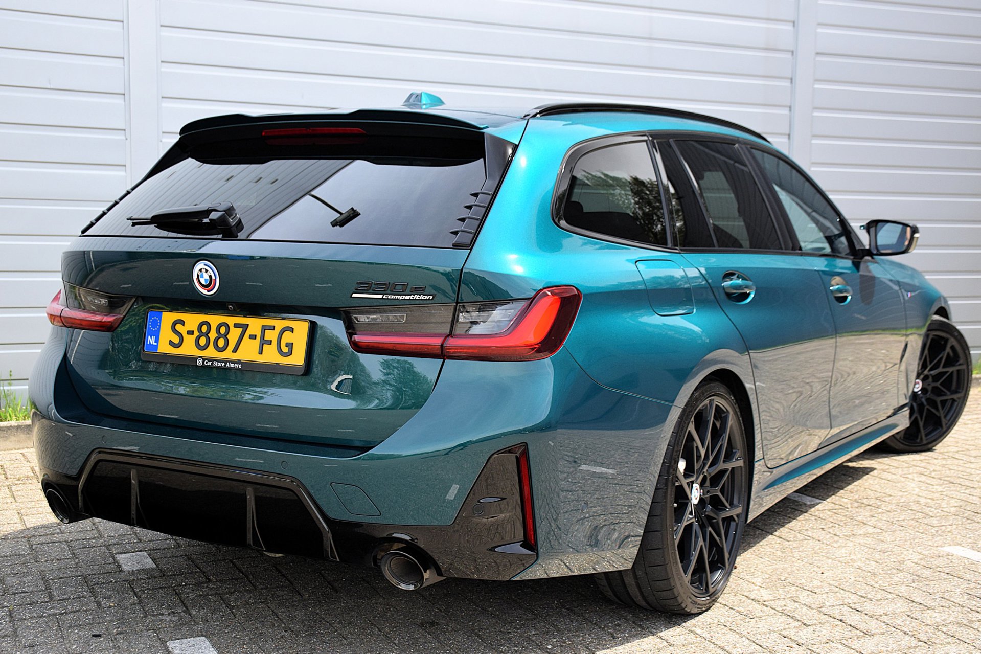 Foto van BMW 330e