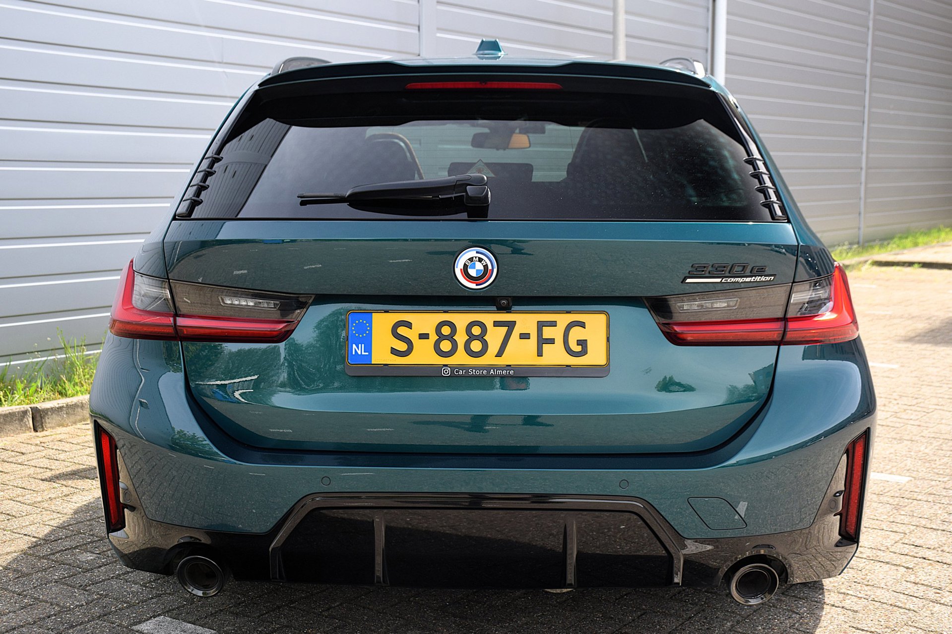 Foto van BMW 330e